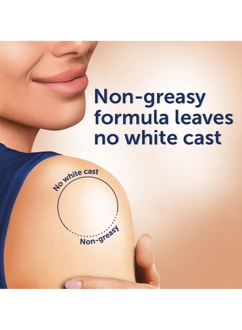 فازلين زيت فازلين للعناية المركزة للجسم بخلاصة الكاكاو المنعش والمشرق، غني بزبدة الكاكاو النقية 100% وزيوت مغذية لإشراقة تدوم طويلاً | جل زيتي غير دهني للجسم لبشرة صحية ومتألقة | 200 مل - Image 4